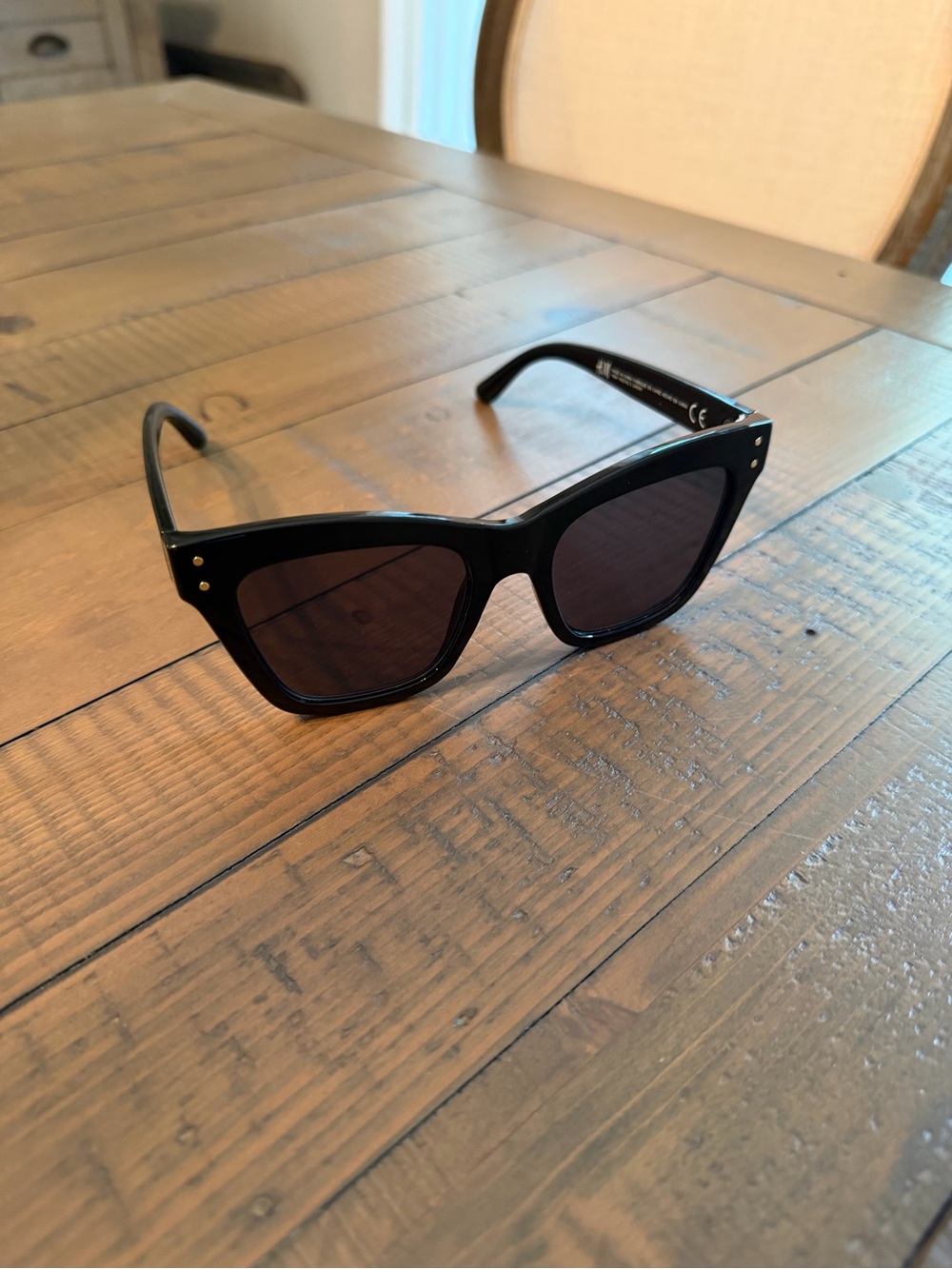 Never worn H&M Black Square Cat-Eye Sunglasses